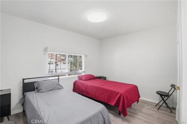 7958 Tampa, Reseda, CA 91335