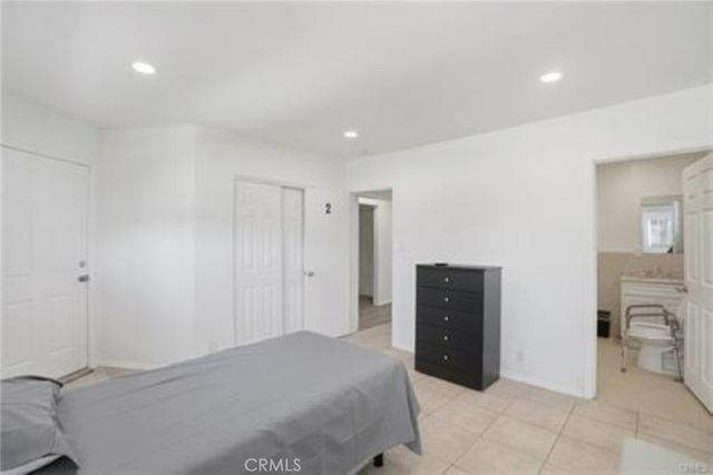 7958 Tampa, Reseda, CA 91335