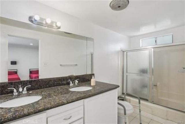 7958 Tampa, Reseda, CA 91335