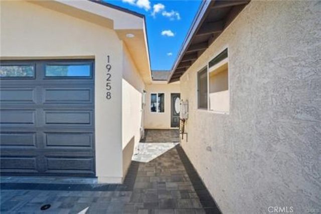 7958 Tampa, Reseda, CA 91335