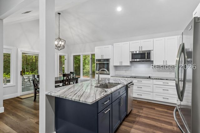 17 Balsams Ct, Hilton Head Island, SC 29926