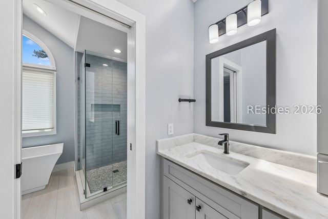 17 Balsams Ct, Hilton Head Island, SC 29926