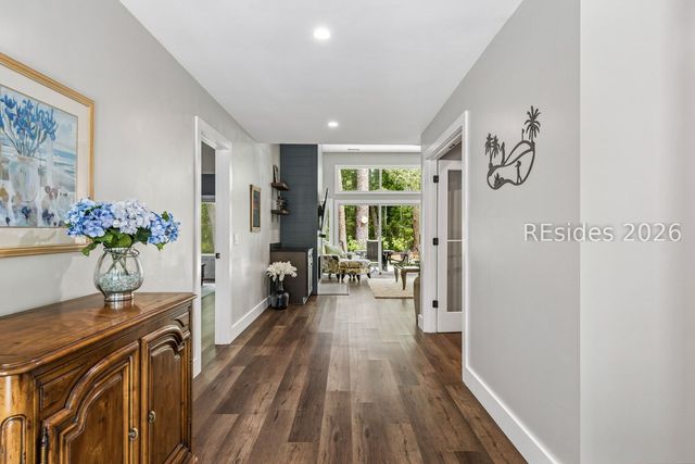 17 Balsams Ct, Hilton Head Island, SC 29926