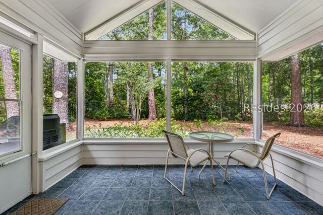 17 Balsams Ct, Hilton Head Island, SC 29926