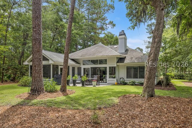 17 Balsams Ct, Hilton Head Island, SC 29926