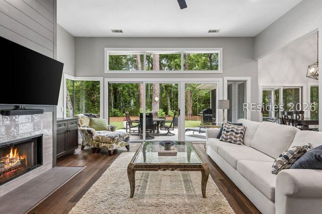 17 Balsams Ct, Hilton Head Island, SC 29926