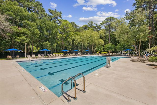 17 Balsams Ct, Hilton Head Island, SC 29926