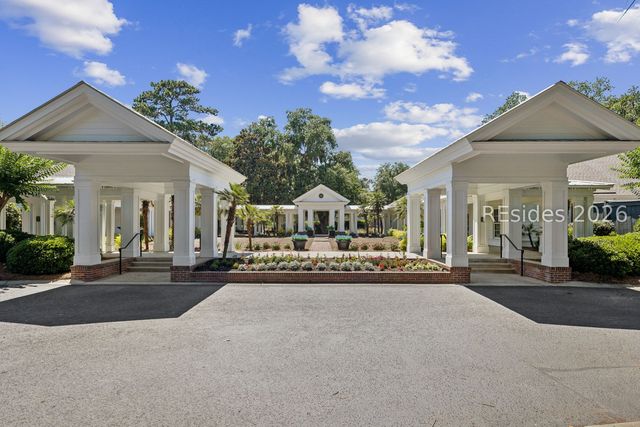 17 Balsams Ct, Hilton Head Island, SC 29926