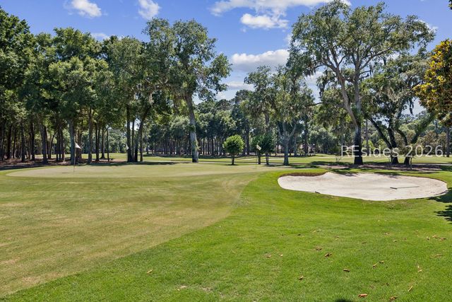 17 Balsams Ct, Hilton Head Island, SC 29926