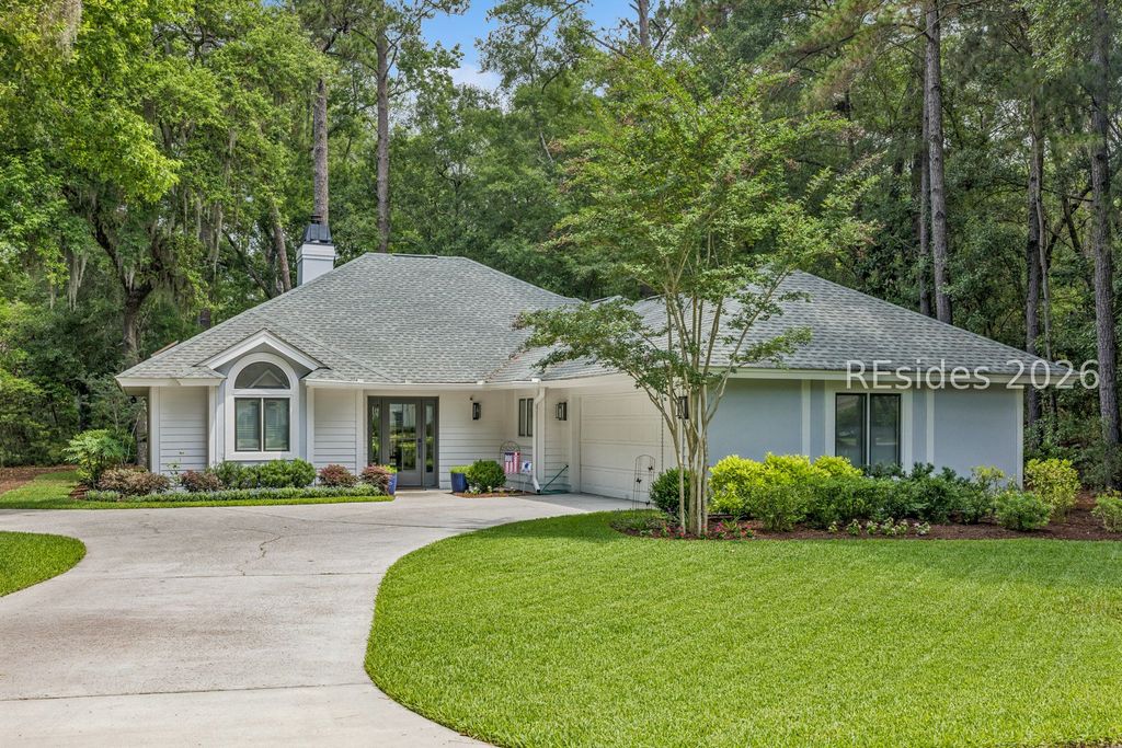 17 Balsams Ct, Hilton Head Island, SC 29926