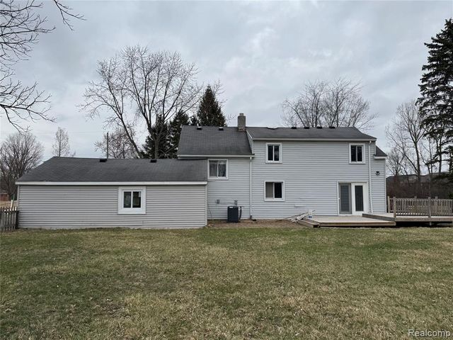 3165 Alpine Road, Troy, MI 48084