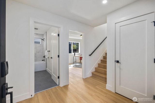931 N 87th Street, Seattle, WA 98103