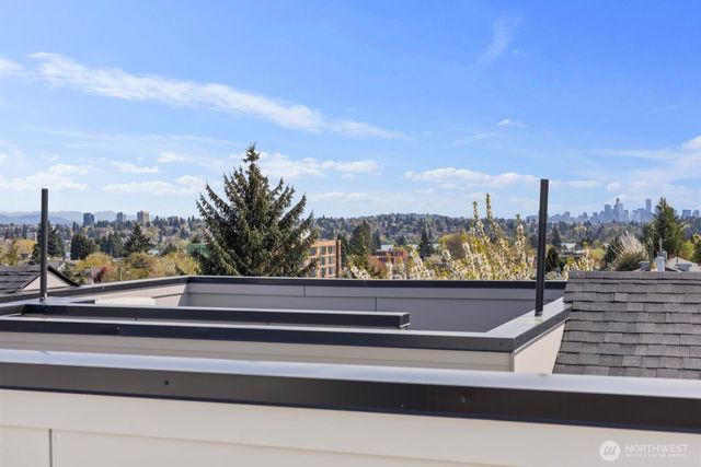 931 N 87th Street, Seattle, WA 98103