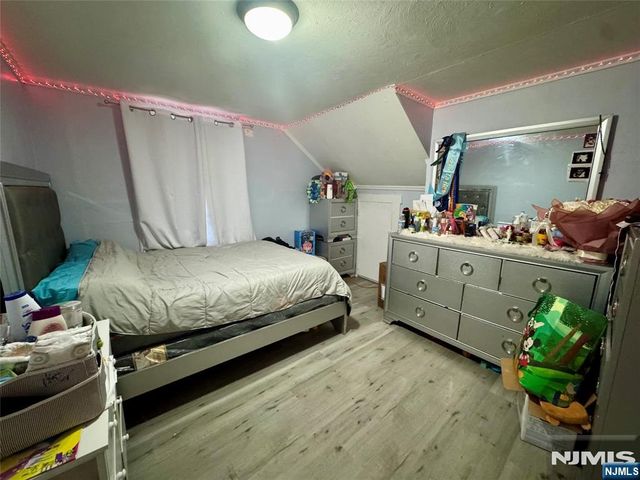 165 5th Avenue, Hawthorne, NJ 07524
