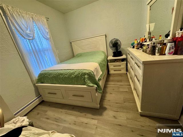 165 5th Avenue, Hawthorne, NJ 07524