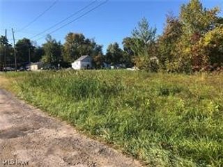 V/L N Ridge Road E, Lorain, OH 44055