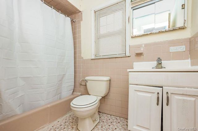 16 Mackey Avenue, Port Washington, NY 11050