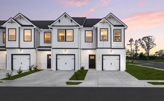 5228 MUNDY Grove Lane, Gainesville, GA 30504