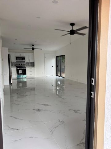 20819 NW 41st Ave Road, Miami Gardens, FL 33055