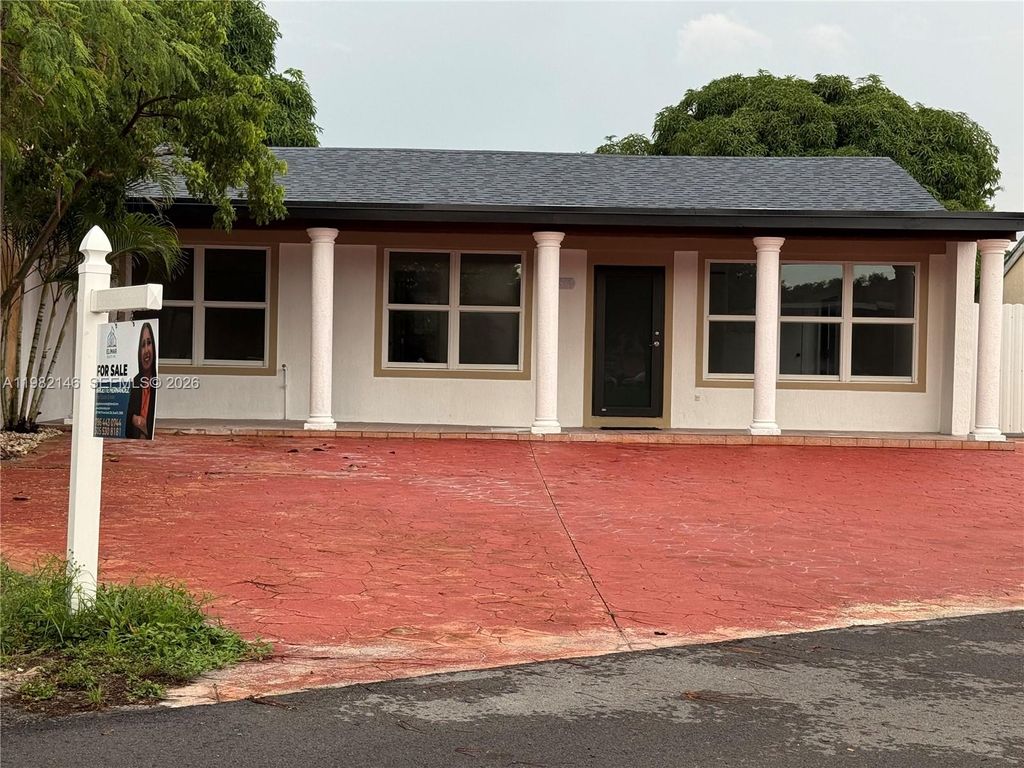 20819 NW 41st Ave Road, Miami Gardens, FL 33055