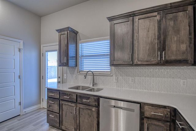 12817 NW 4th Street, Yukon, OK 73099