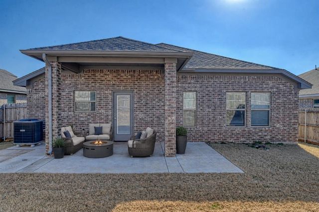12817 NW 4th Street, Yukon, OK 73099
