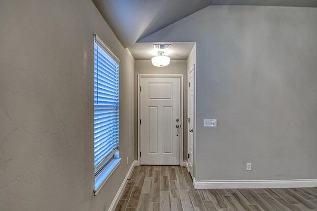 12817 NW 4th Street, Yukon, OK 73099