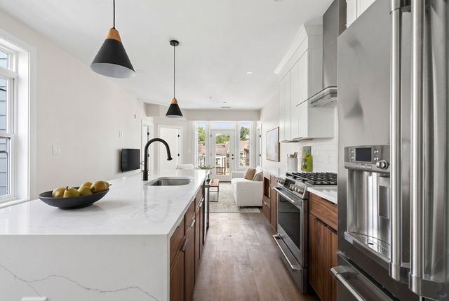 2 Weld Hill Street 203, Boston, MA 02130