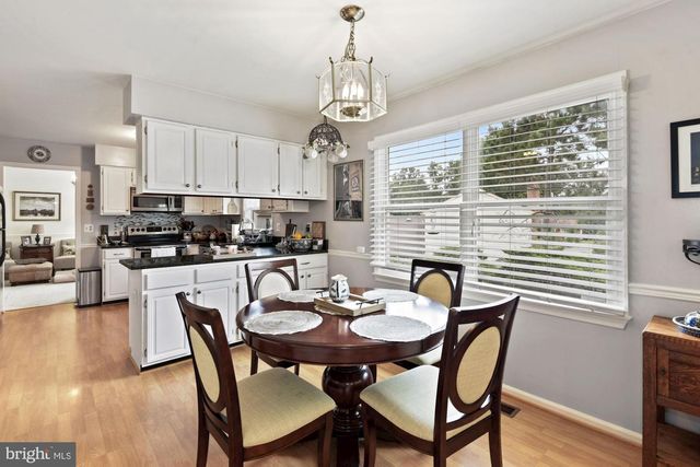 2131 SILENTREE DR, Vienna, VA 22182