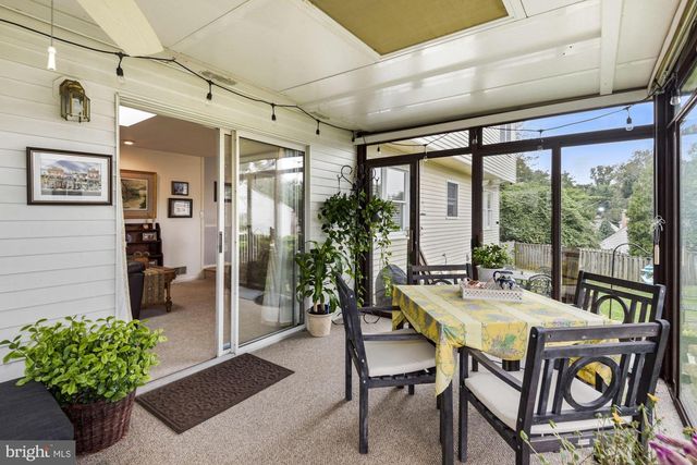 2131 SILENTREE DR, Vienna, VA 22182