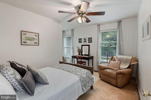 2131 SILENTREE DR, Vienna, VA 22182