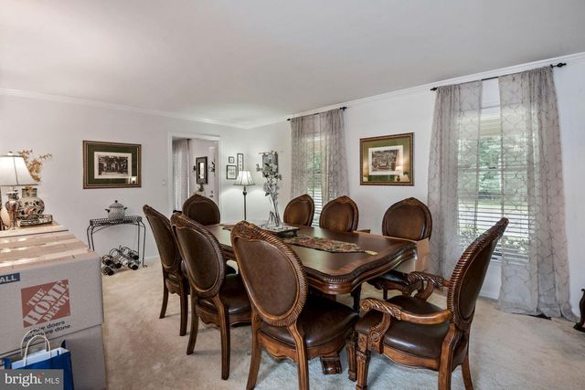 2131 SILENTREE DR, Vienna, VA 22182