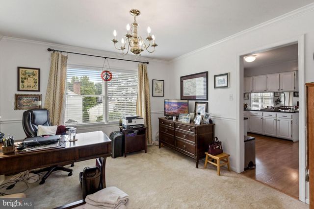 2131 SILENTREE DR, Vienna, VA 22182