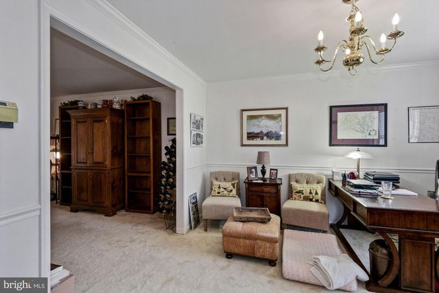 2131 SILENTREE DR, Vienna, VA 22182