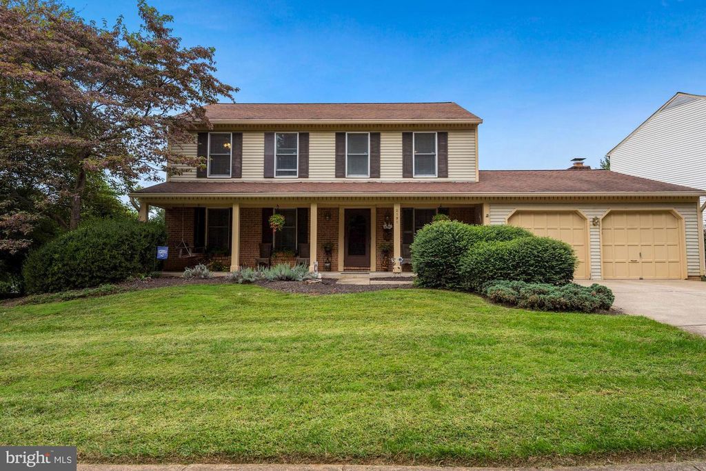 2131 SILENTREE DR, Vienna, VA 22182