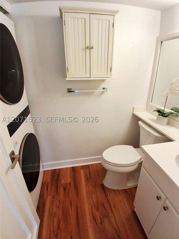 4621 NW 97 CT 4621, Doral, FL 33178