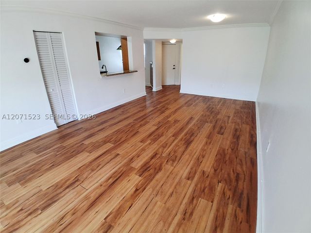 4621 NW 97 CT 4621, Doral, FL 33178