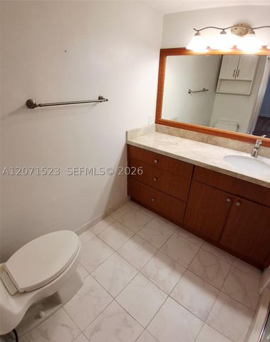 4621 NW 97 CT 4621, Doral, FL 33178