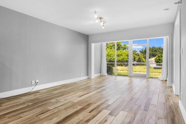 460 NW 67th St 108, Boca Raton, FL 33487