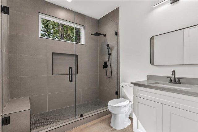 248 Kaukonahua LN, Bastrop, TX 78602