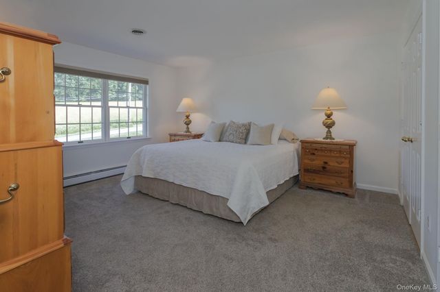 33 Jessup Road, Warwick, NY 10990