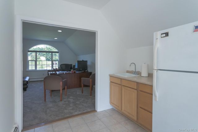 33 Jessup Road, Warwick, NY 10990