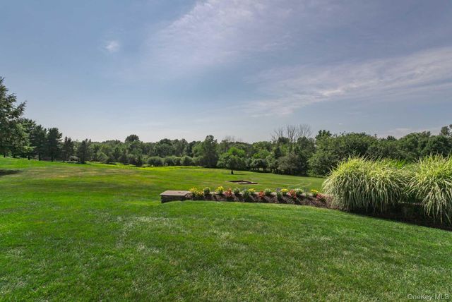 33 Jessup Road, Warwick, NY 10990