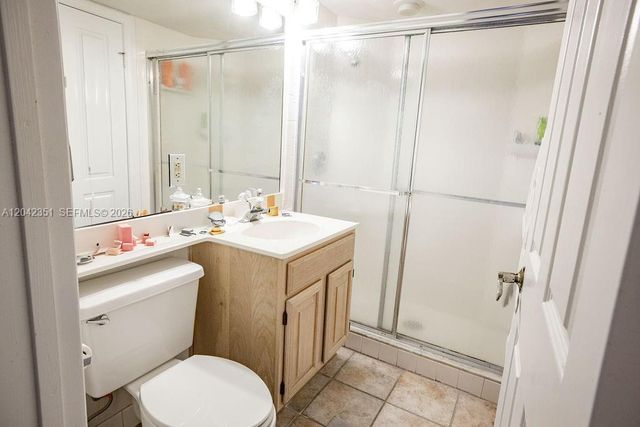 1280 S Alhambra Circle 2214, Coral Gables, FL 33146