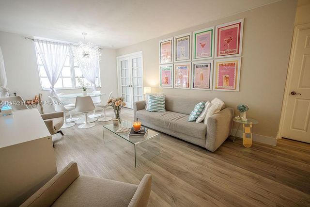 1280 S Alhambra Circle 2214, Coral Gables, FL 33146