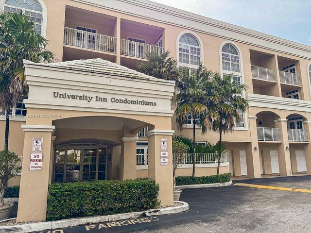 1280 S Alhambra Circle 2214, Coral Gables, FL 33146