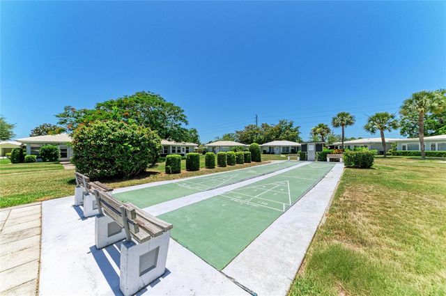 6905 9TH AVENUE W 6905, Bradenton, FL 34209