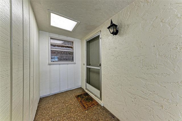 6905 9TH AVENUE W 6905, Bradenton, FL 34209