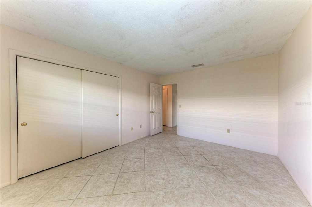 Image 26 of property listing at 6905 9TH AVENUE W 6905, Bradenton, FL 34209