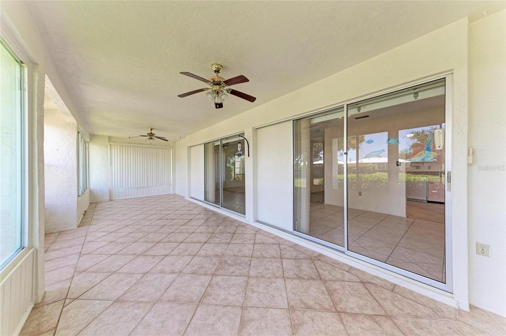 Image 32 of property listing at 6905 9TH AVENUE W 6905, Bradenton, FL 34209